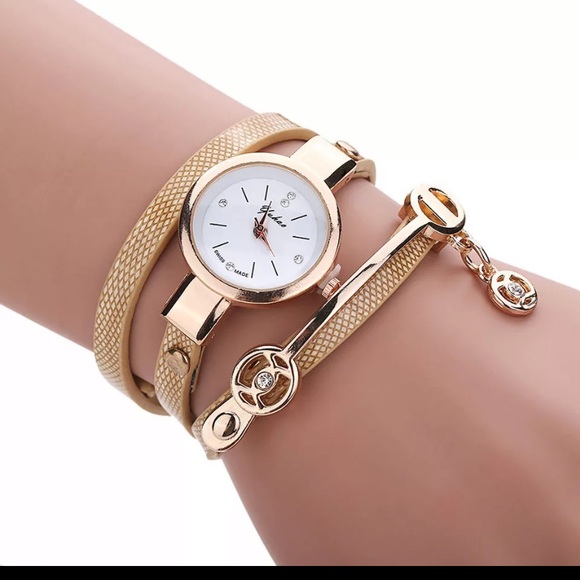 Watch - Picture 3 of 3